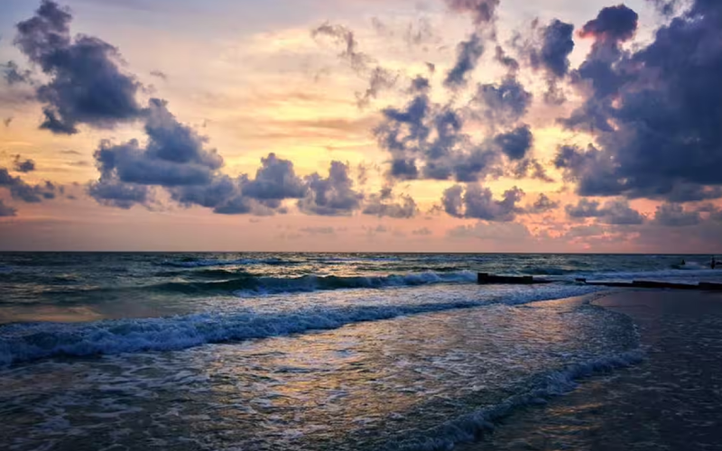 Beachfront holiday accommodation in Florida